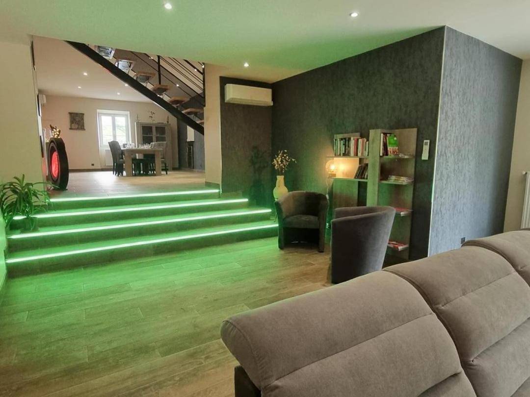 Gite du chateau in Montrond-les-Bains, Montbrison