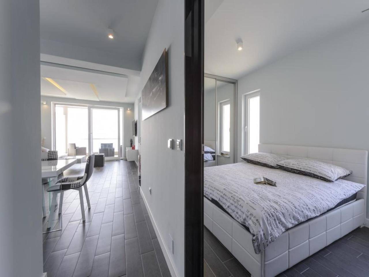 Ganze Wohnung, Apartment Lavilla - Two Bedroom Apartment with Balcony and Sea View (Žuti) in Mlini, Dubrovnik-Neretva