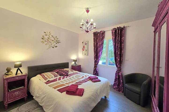 Gîte pour 5 personnes, avec jardin à Champcevinel - 2