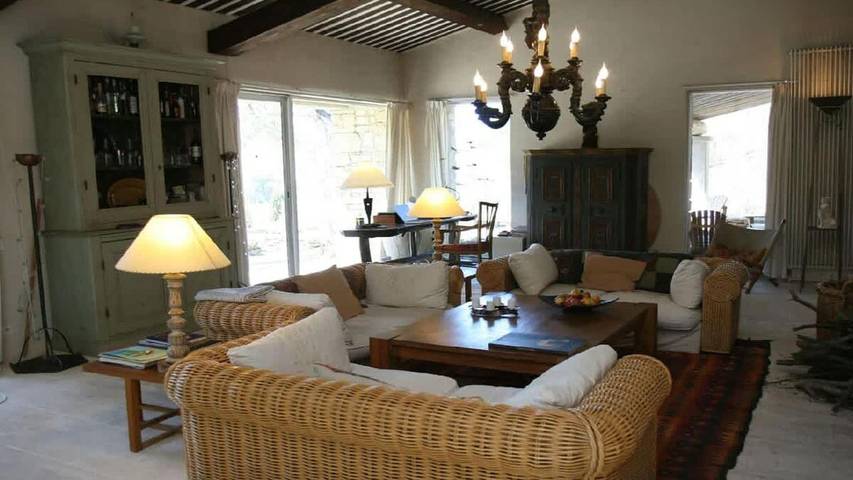 Location de vacances pour 7 personnes, avec piscine à Ménerbes - 2