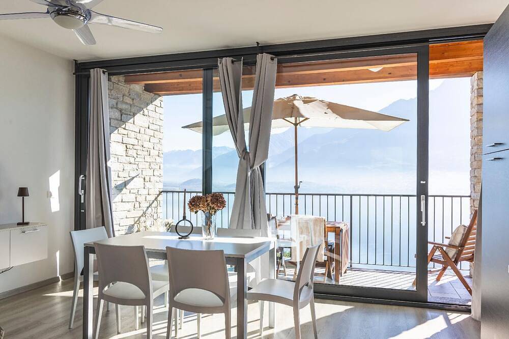 Appartamento Vacanze per 7 Persone in Comune di Vercana, Lago di Como