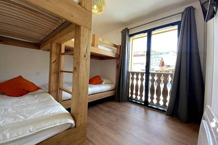 Chalet pour 6 personnes, avec balcon dans La Mongie - 3