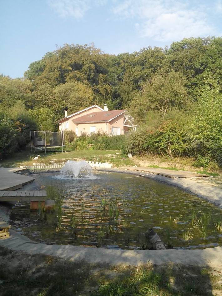 Chambre d’hôte pour 5 personnes, avec vue et jardin dans l' Isère