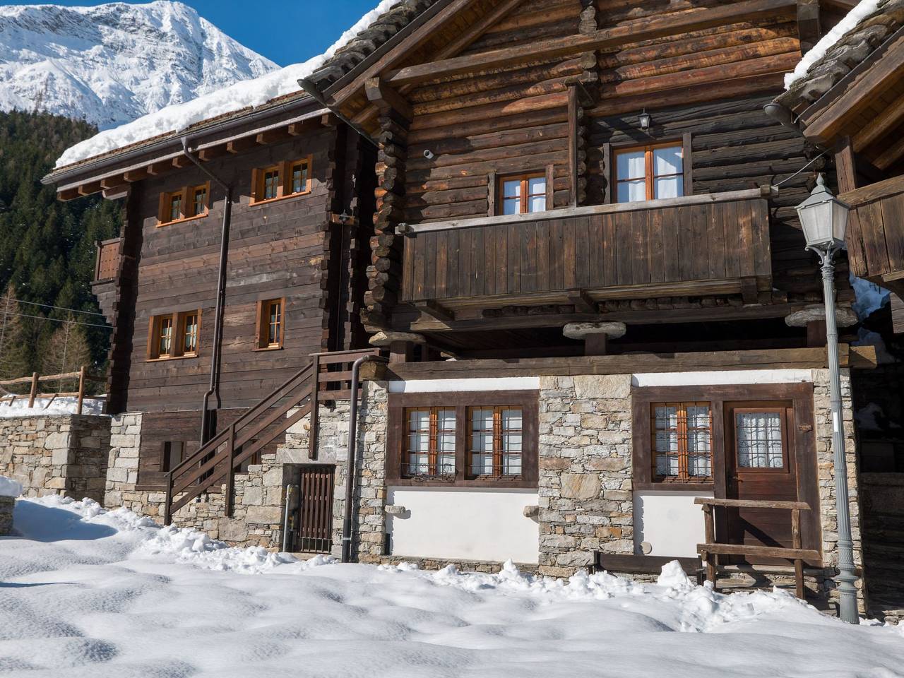Ganze Wohnung, Chalet Borgo Walser Testa 7 in Macugnaga, Walliser Alpen