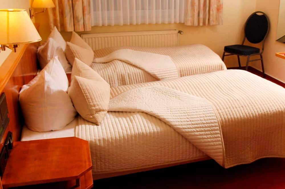 Doppelzimmer - Brocki' s Hotel Stadt Hamburg in Parchim, Ludwigslust-Parchim