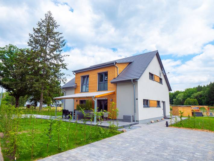 Ferienhaus für 6 Personen, mit Whirlpool und Terrasse sowie Garten und Sauna in Lenz - 3
