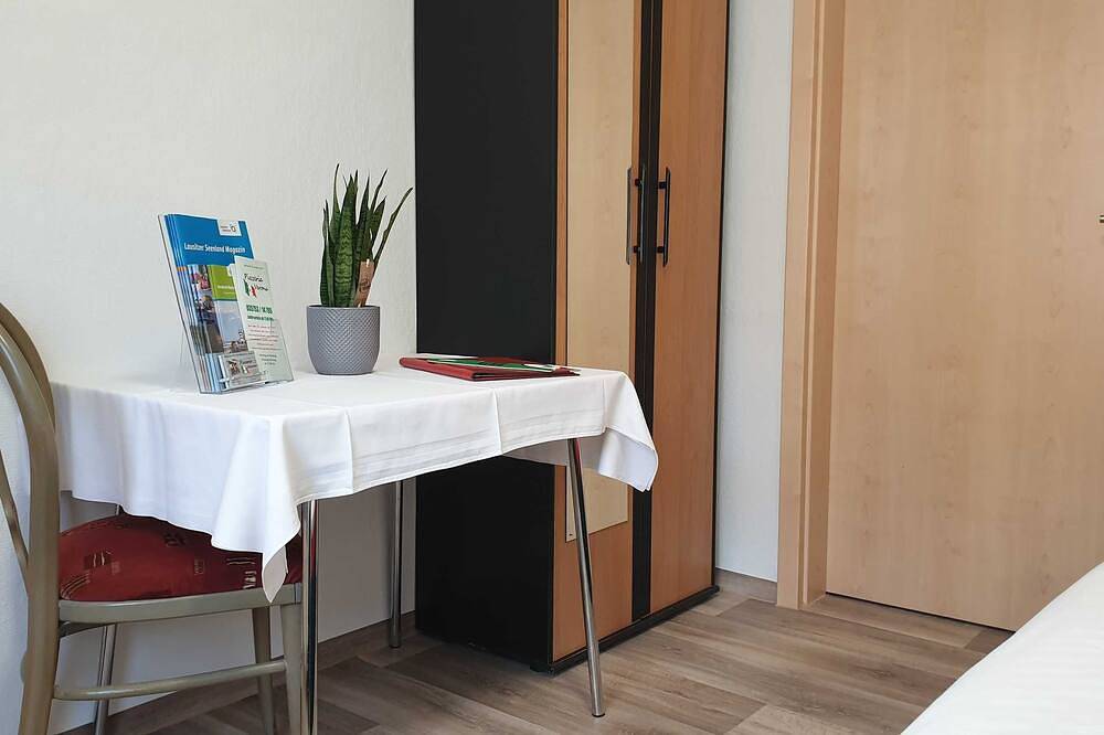 Einzelzimmer - Pension Pizzeria Verona in Großräschen, Lausitzer Seenland