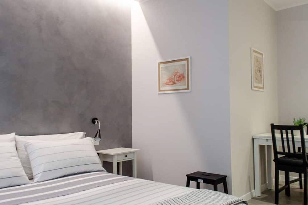 Apartamento entero, ¡Siéntete como en casa lejos de casa! in Ciampino, Castelli Romani