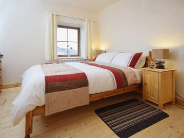 Log Cabin for 6 People in Forest of Bowland, Photo 4