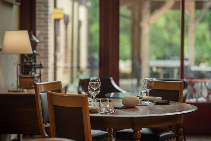 Hôtel pour 3 personnes, avec jardin et piscine, animaux acceptés à La Ferté-Saint-Cyr - 4