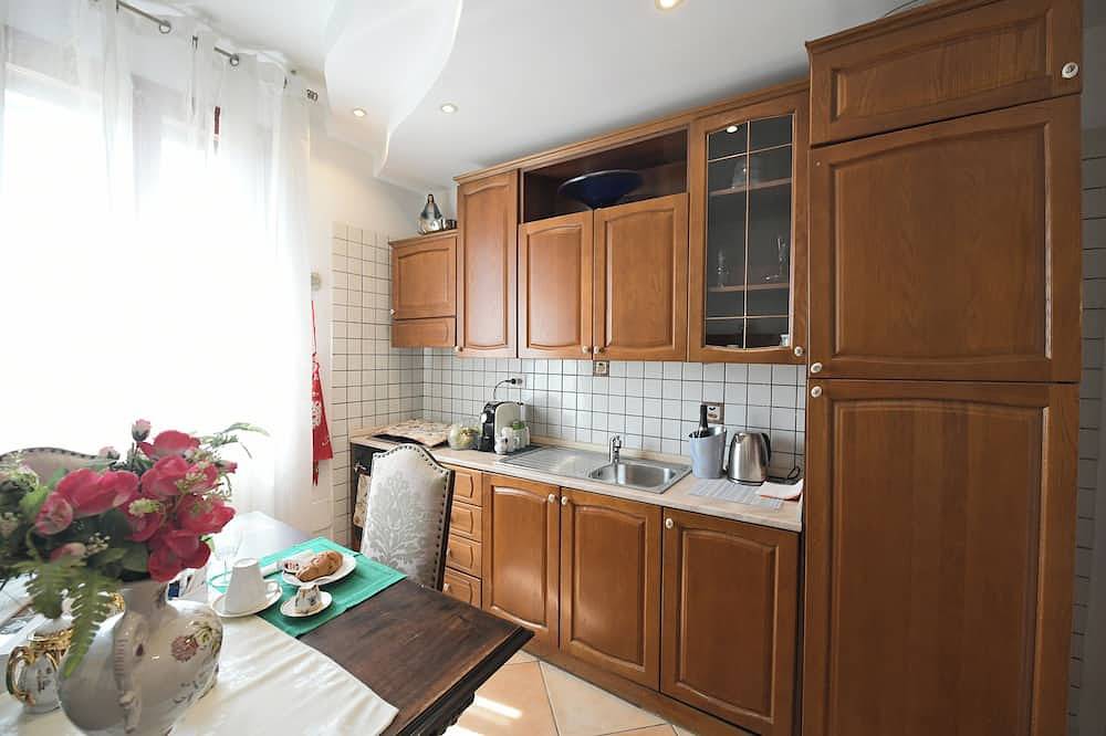Firefly: Villa: A cozy retreat surrounded by nature, just 10 minutes from downtown Modena. in Modena, Modena Provinz