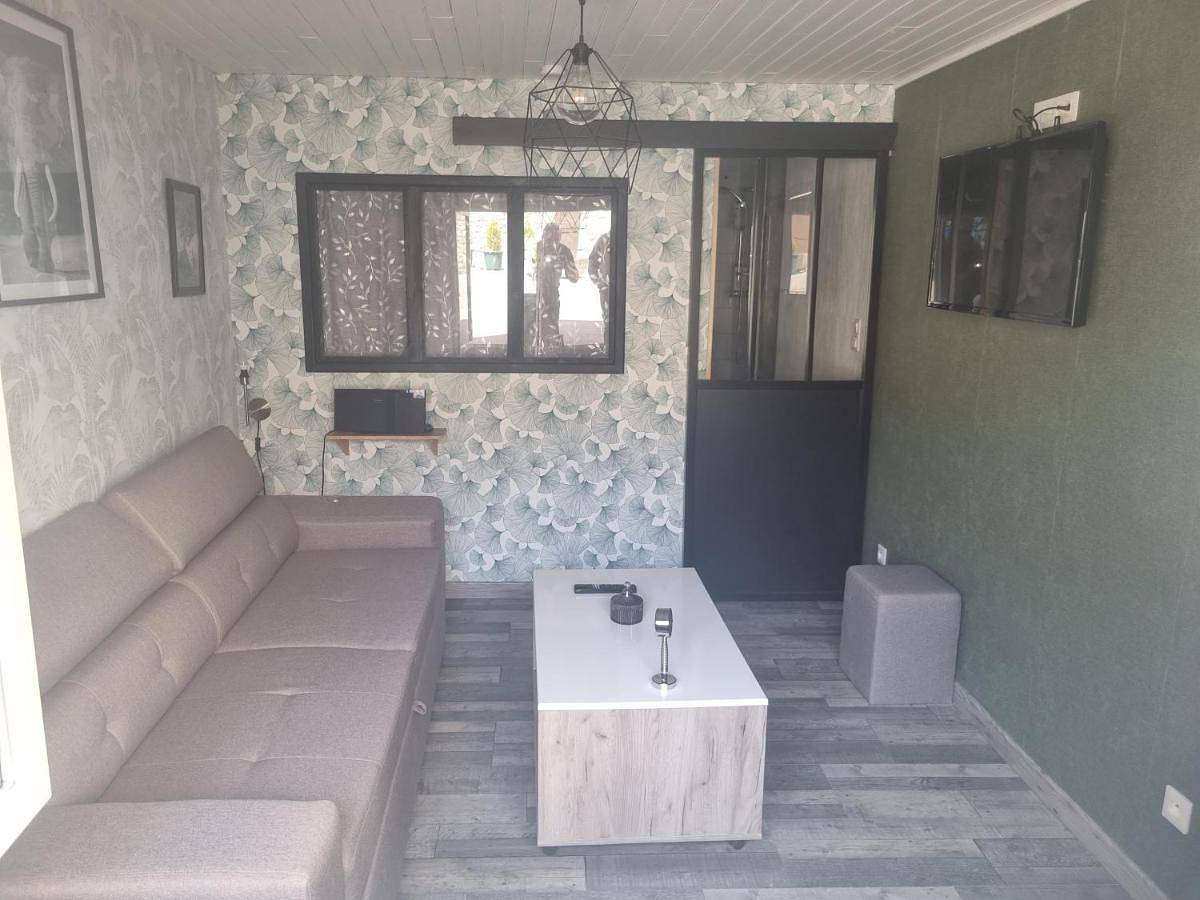 Appartement entier, One-Bedroom Apartment in Meyrueis, Parc national des Cévennes