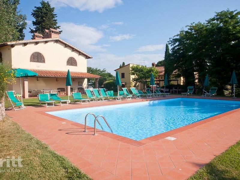 Tritt — Centrally located agriturismo with 4-person apartment in Montespertoli in Montespertoli, Chianti