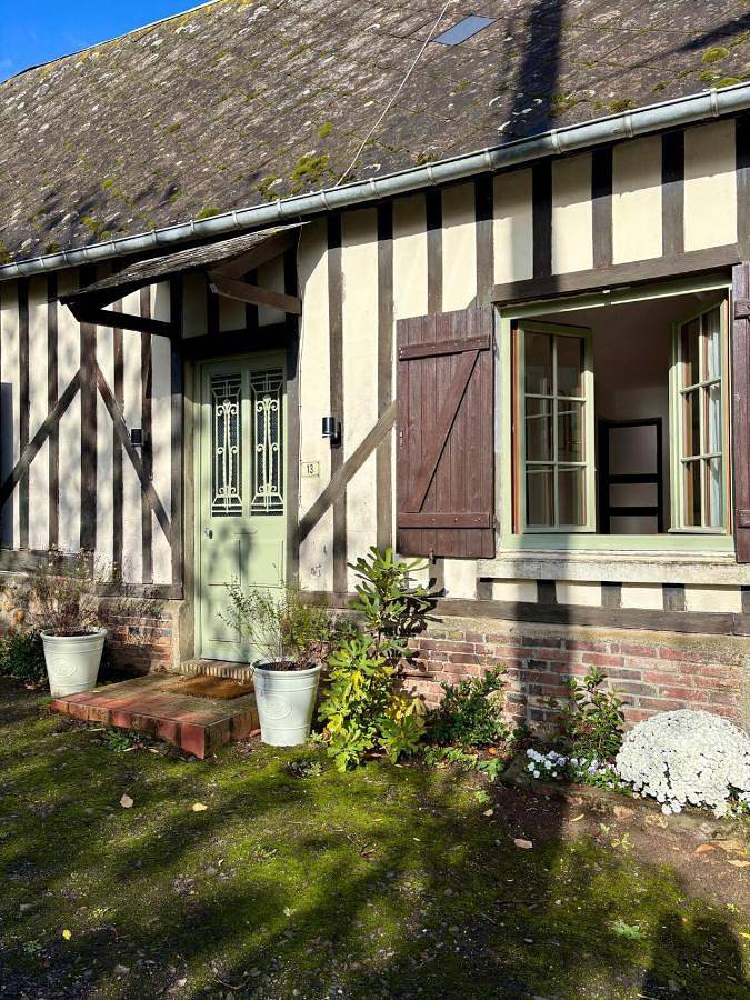 Location de vacances pour 4 personnes, avec jardin à Le Sap
