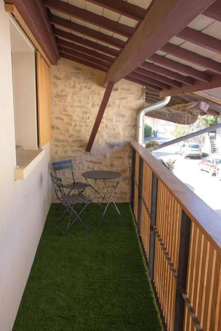 Gîte pour 4 personnes, avec balcon à Ambérieu-en-Bugey - 3