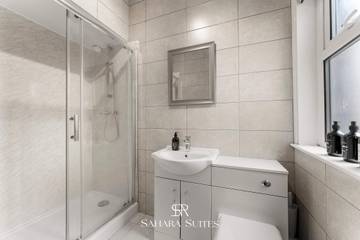 Holiday Rental for 8 People in Portsmouth, South East England, Photo 4