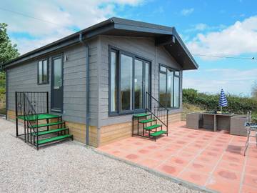 Lodge for 2 Guests in South West England, Cornwall, Picture 2
