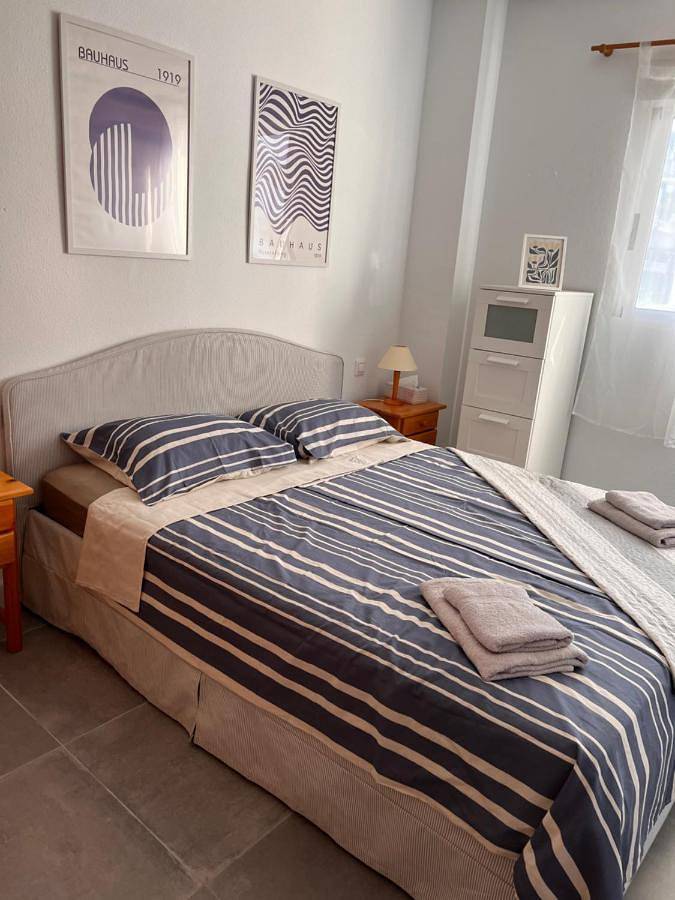 Ganze Wohnung, One-Bedroom Apartment in Los Arenales del Sol, Elche