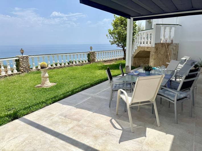 Ferienhaus für 7 Personen, mit Balkon und Garten in Nerja - 4