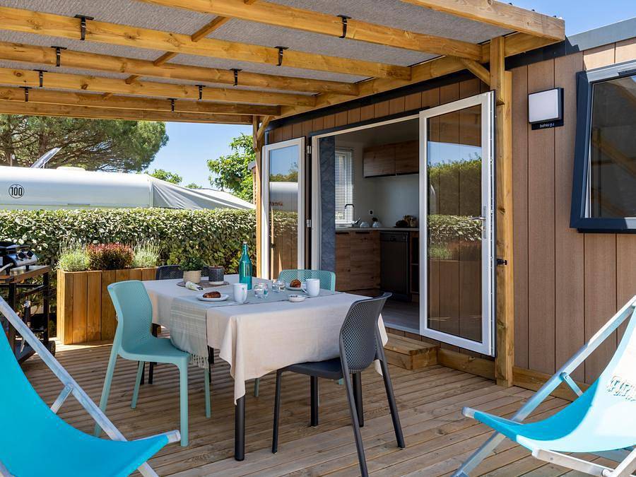 Camping Romanée - Campiotel des Dunes   - Mobilhome 2 personnes - Premium 1 chambre in Ars-en-Ré, Île de Ré