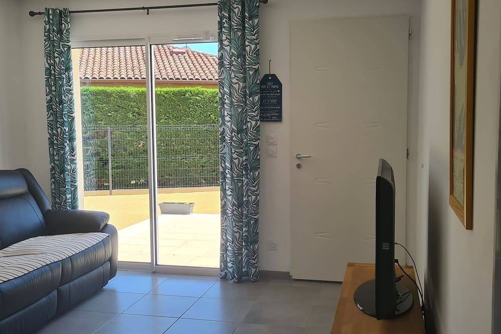 2 Bedroom Detached House Linxe Close to Amenities and Ocean in Linxe, Côte d’Argent