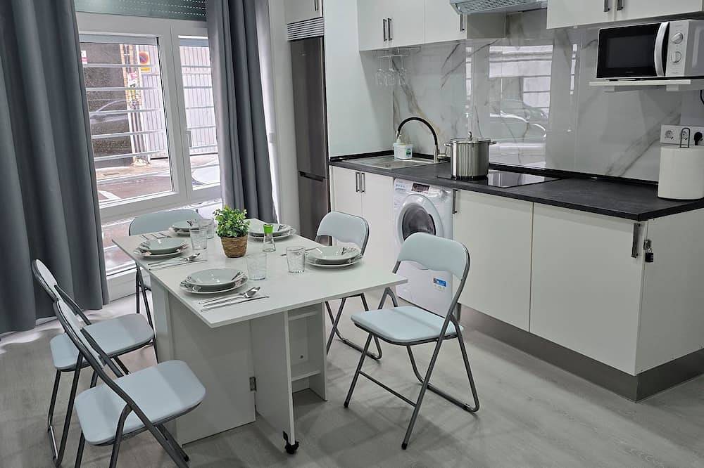 Entire apartment, Apartamento a estrenar a 20 minutos de Madrid centro in Leganés, Madrid Province