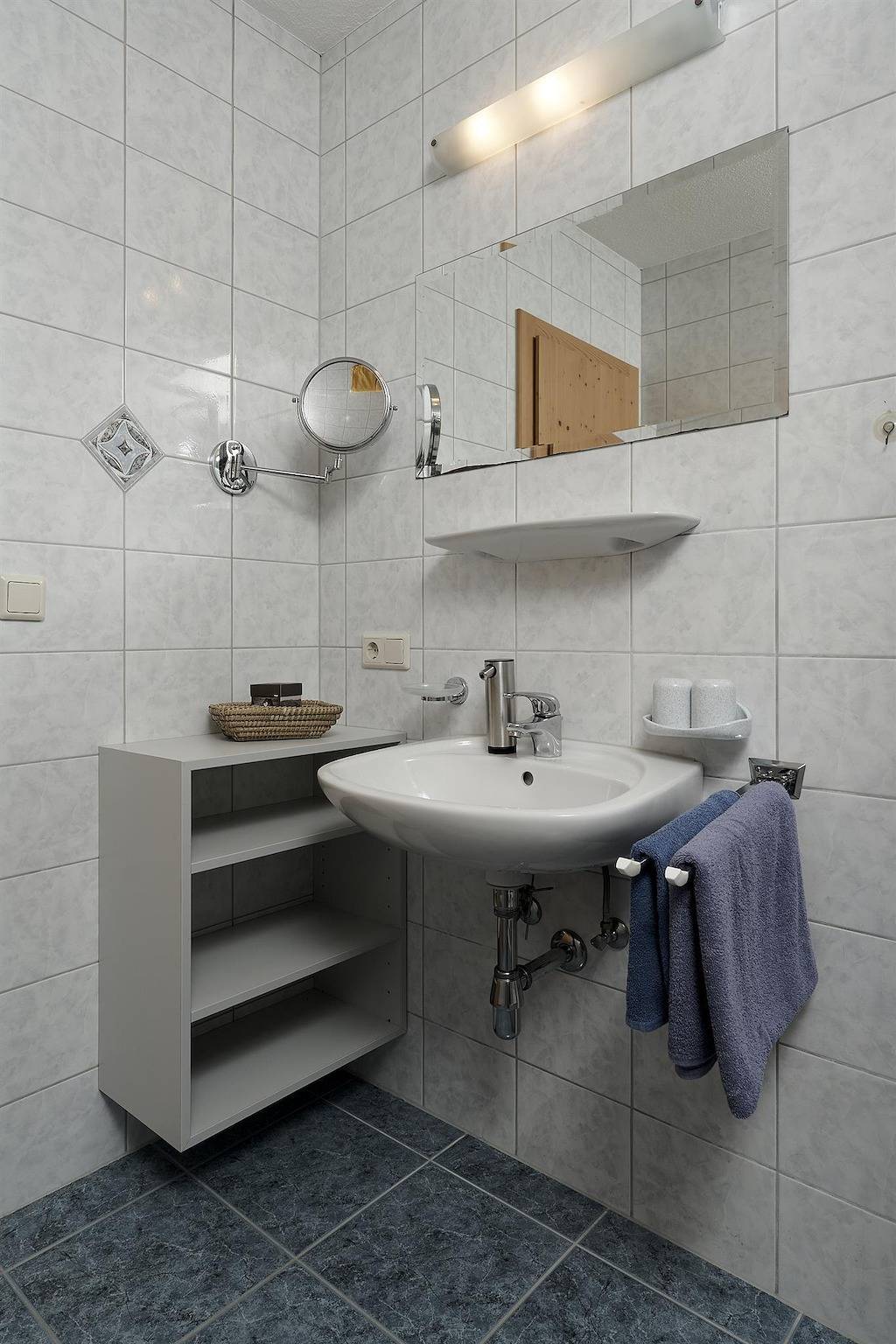 Ganze Ferienwohnung, Appartement  "Maria" in Längenfeld, Ötztal