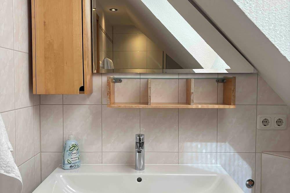 Ganze Wohnung, Appartement im Rosengarten in Rosengarten, Landkreis Harburg