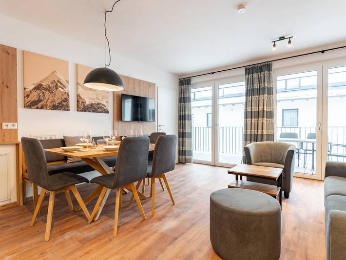 Ganze Wohnung, Wohnung im lebhaften Zentrum von Kaprun
 in Hohe Tauern, Kaprun