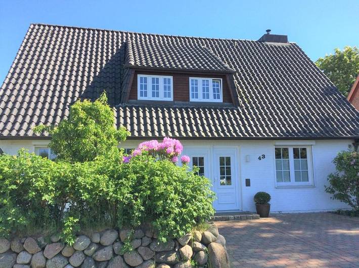 Ferienwohnung für 4 Personen, mit Garten in Westerland