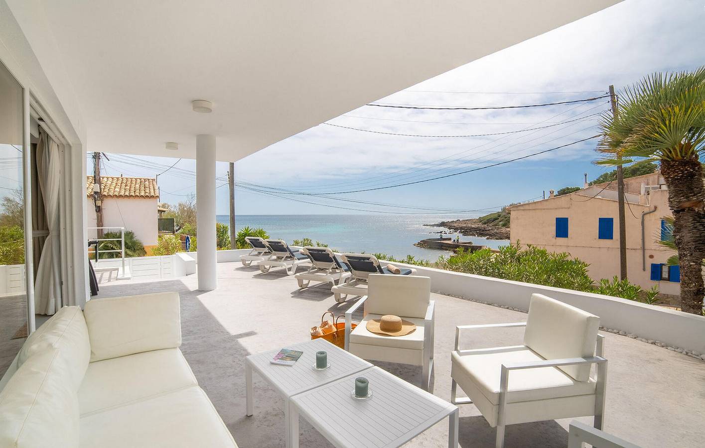 Gemütliches Apartment am Strand mit Klimaanlage, Terrasse und Grill in Son Moll, Capdepera