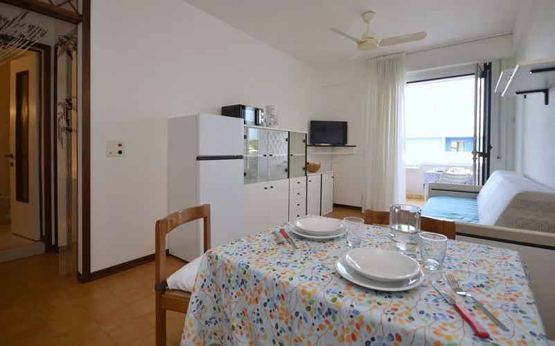 Entire holiday apartment, Holiday apartment with air conditioning and balcony  in Bibione, Venice Province