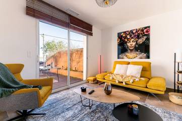 Location de vacances pour 4 personnes, avec piscine ainsi que vue et jardin, animaux acceptés à Maraussan