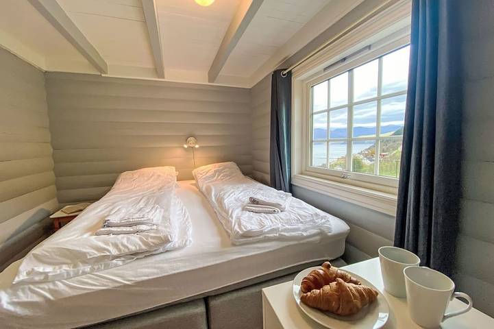 Krampehaugen in Utvik, Stryn
