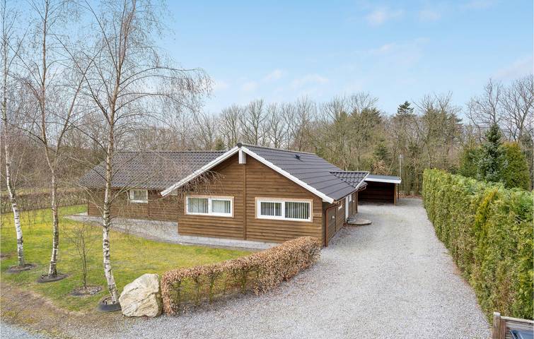 Ferienhaus für 8 Personen, mit Whirlpool und Garten sowie Sauna und Terrasse - 1