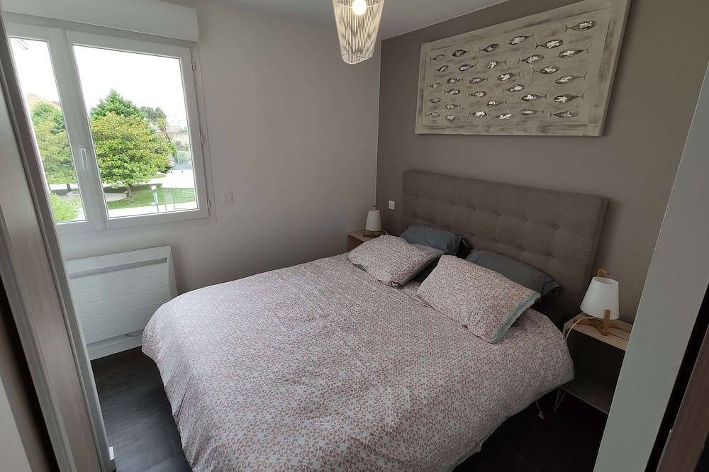 Apartamento entero, Apartamento céntrico con hermosa terraza amueblada. in La Tremblade, Côte de Beauté