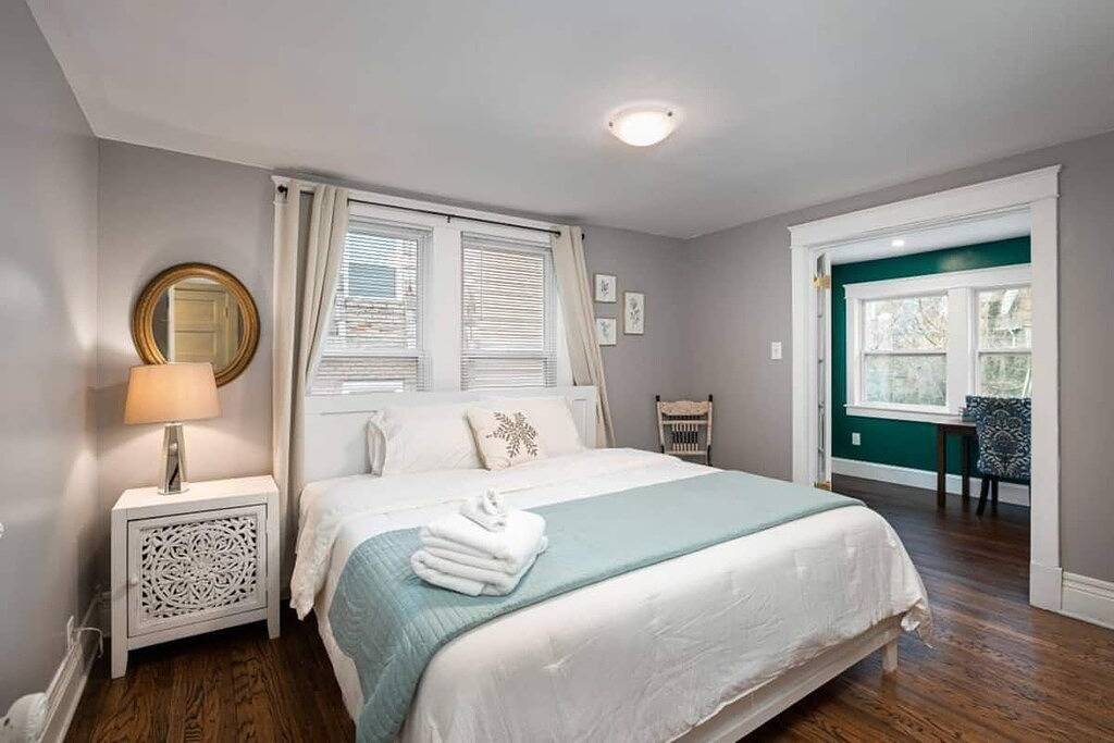 ★ Historic Charm in Walkable Neighborhood ★ in Kansas City, Missouri