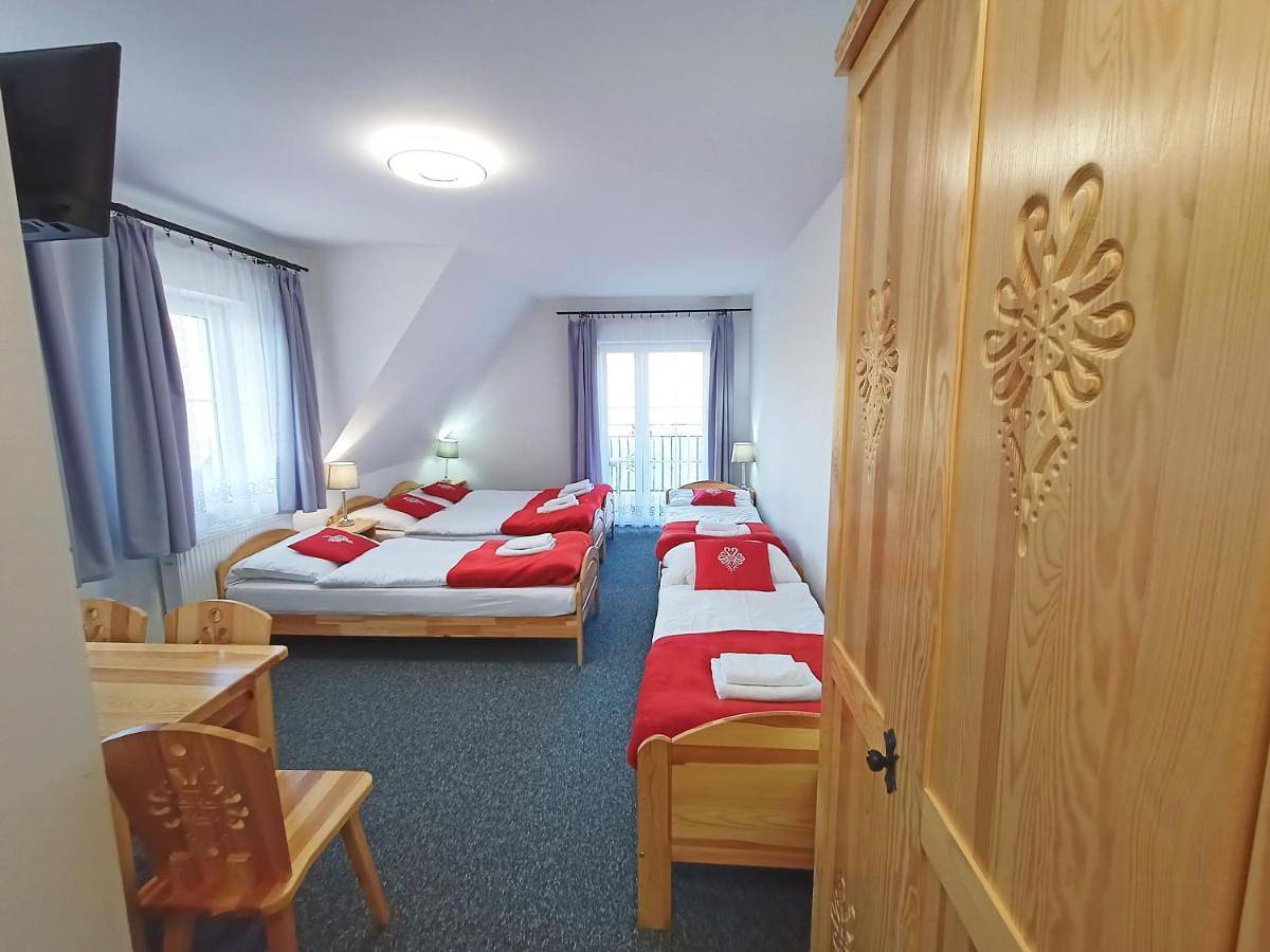 Willa na górskim szlaku in Małe Ciche, Karpaty (Polska)