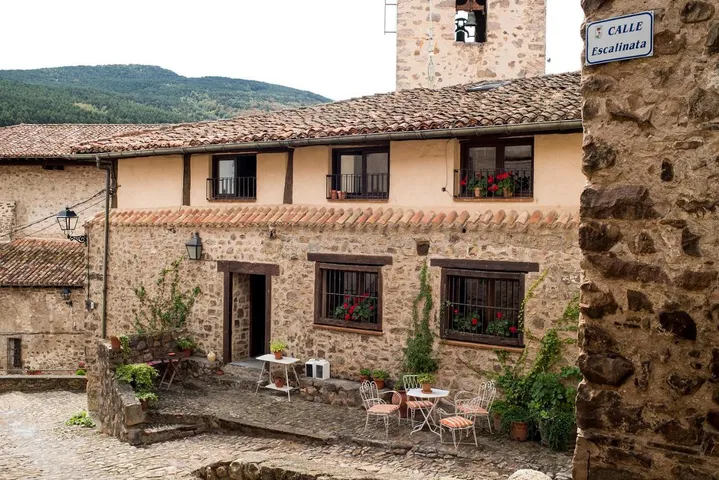 Casa de vacaciones para 17 personas, con vistas y balcón - 1