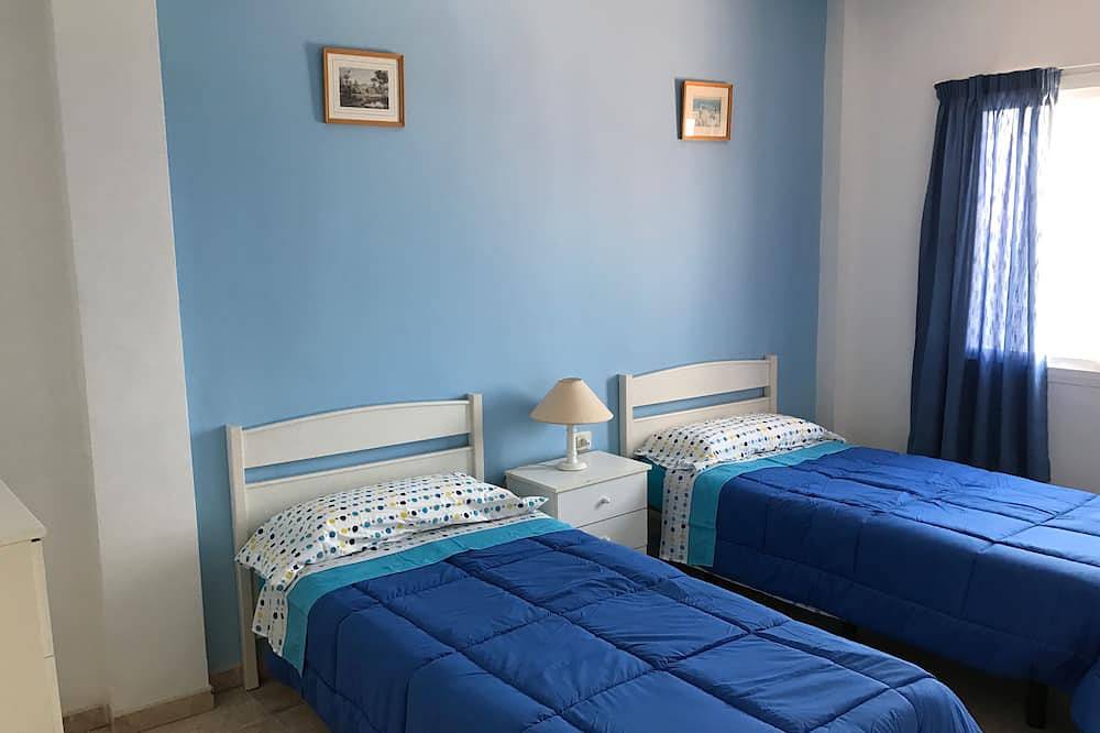 Ganze Wohnung, Apartment erste Zeile in Puerto Santiago-Los Gigantes mit schöner Aussicht.<br> in Puerto Santiago, Santiago del Teide