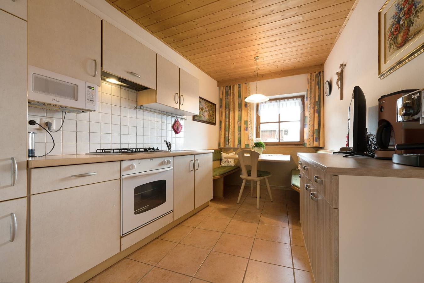 Appartement entier, Appartement de vacances "Dolomitenblick" avec vue sur la montagne, balcon et Wi-Fi in Spinges, Mühlbach