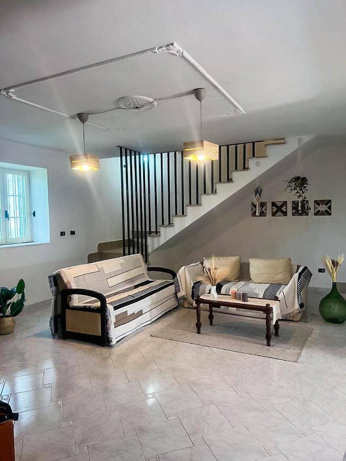 Casa vacanza per 9 persone, con giardino e panorama in Faicchio