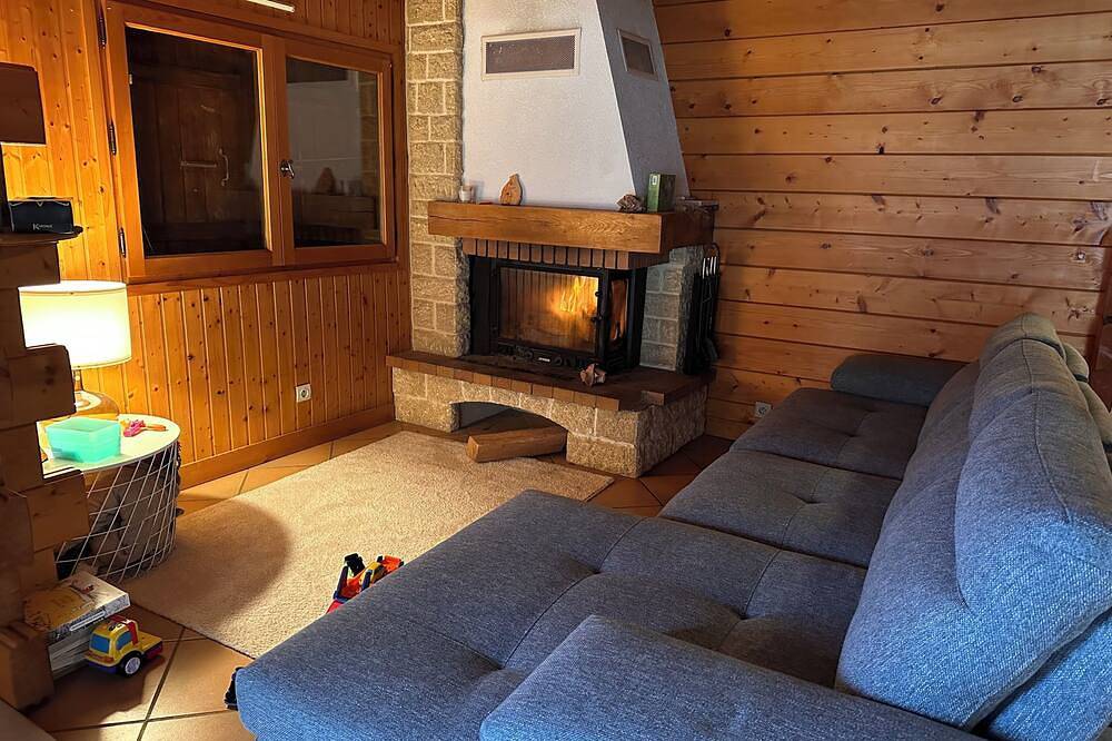 Superb chalet with fireplace and breathtaking view of the hamlet in Mieussy, Region Bonneville