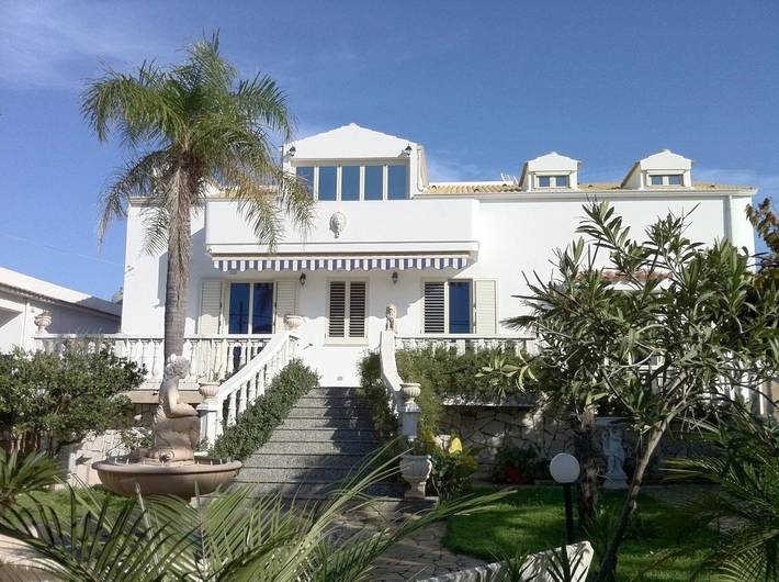 Location de vacances pour 3 personnes, avec Terrasse et Vue à Cava d'Aliga - 2