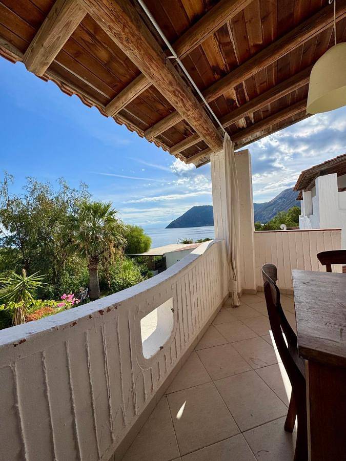 Villa per 4 persone, con panorama e giardino in Vulcano