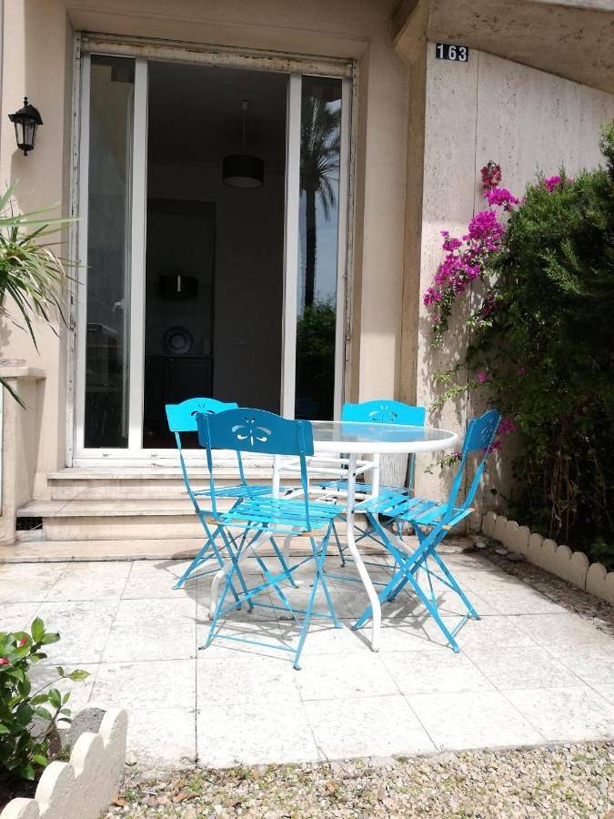 Gîte pour 5 personnes, avec jardin et vue dans Plage Fabron Bambou Nice - 2