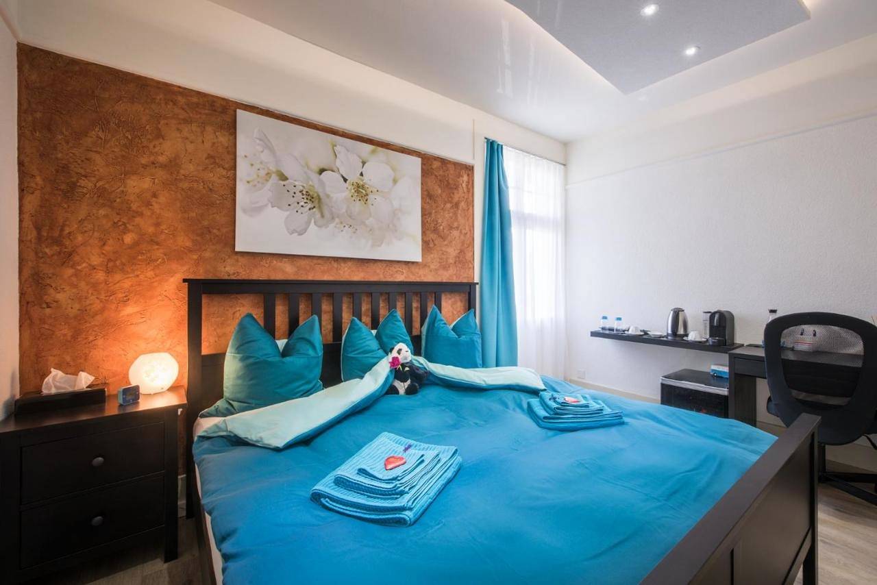 Max Aviation Villa & Apartments in Βέρνη, Canton of Bern