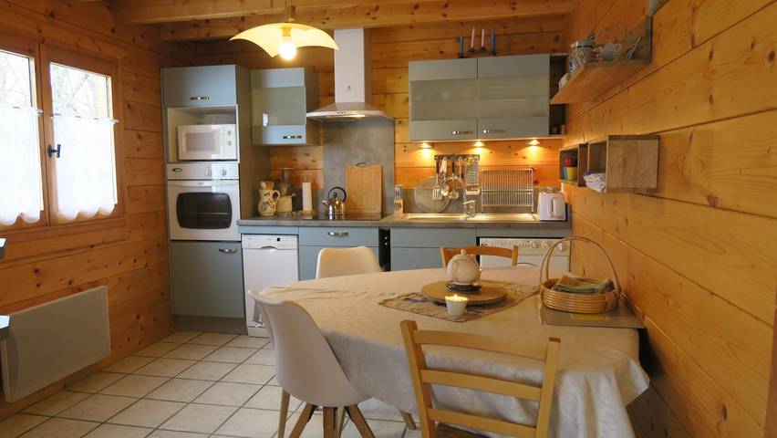 Maison de vacances pour 4 personnes, avec Terrasse ainsi que Jardin et Vue dans le Jura