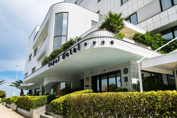 Hotel per 2 persone, con terrazza e idromassaggio nonché piscina - 1