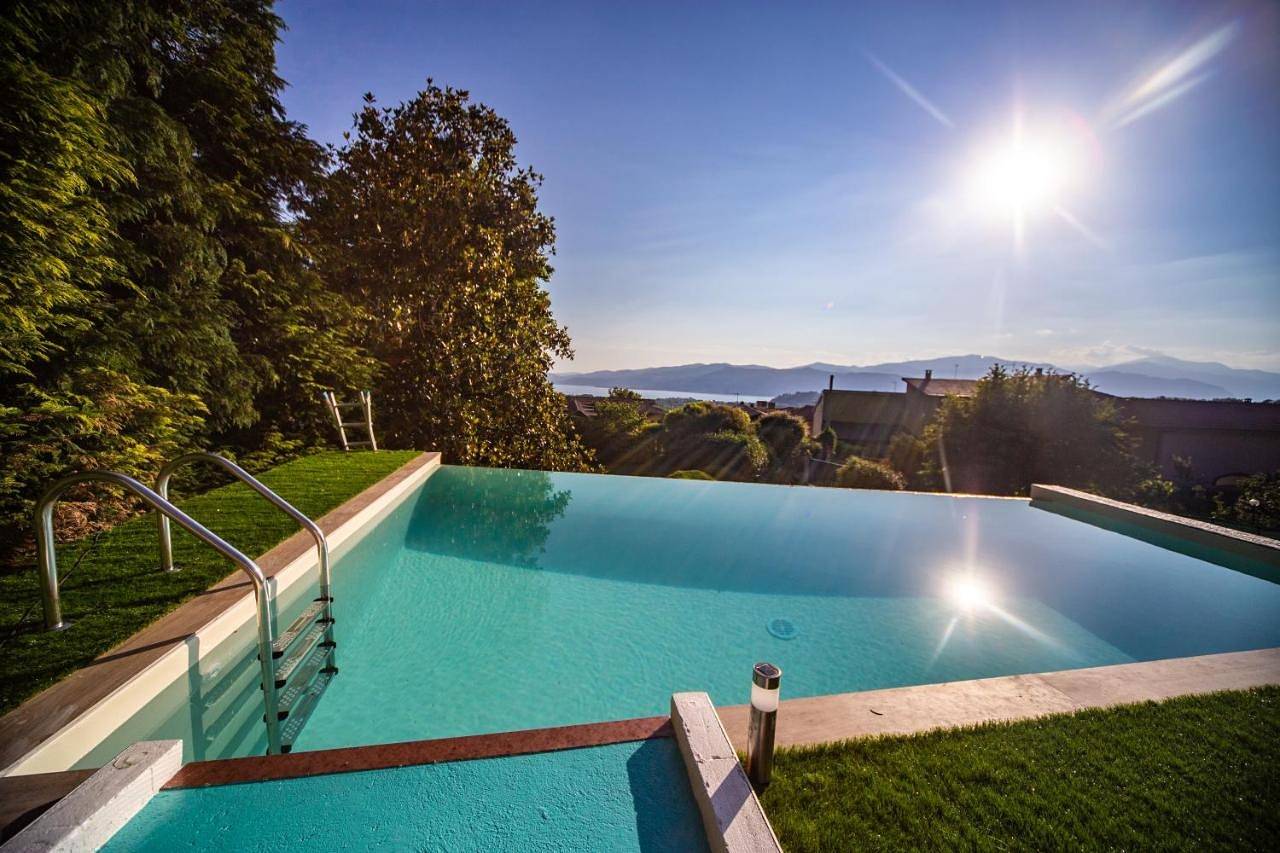 Villa Buzzi in Besozzo, Lago Maggiore (Lombardei)